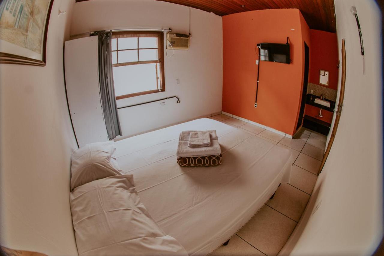 Carpe Diem Hostel & Pousada パラチ エクステリア 写真
